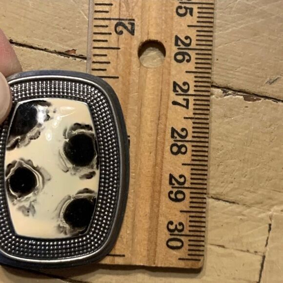 Vintage Gunmetal Black & White Earrings - Picture 6 of 7